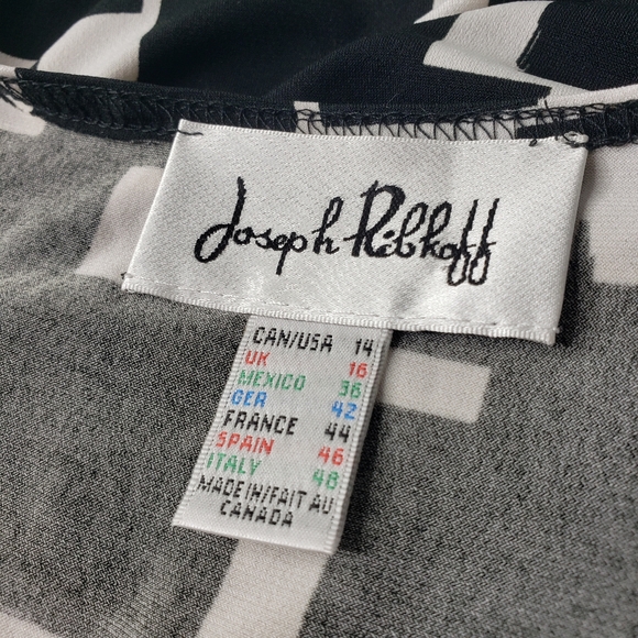 Joseph Ribkoff Faux Wrap Tunic Bold Geometric Rouched QR Code Print Mod Vacation - Picture 3 of 15